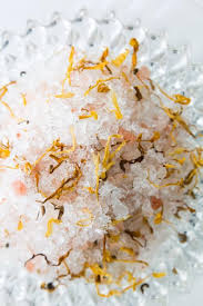 BS008 Relaxing Bath Salt Marigold - Image 3