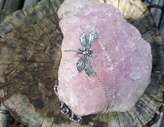 J1591 Necklace Dragonfly