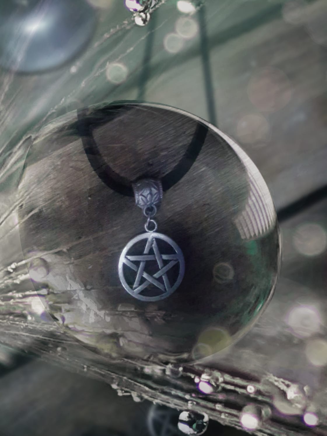 J2002 Pentacle Necklace